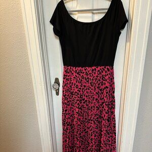 Pretty Garden Women's Maxi Dress w/Black Chest & Pink/Black Pleated Bottom-XL